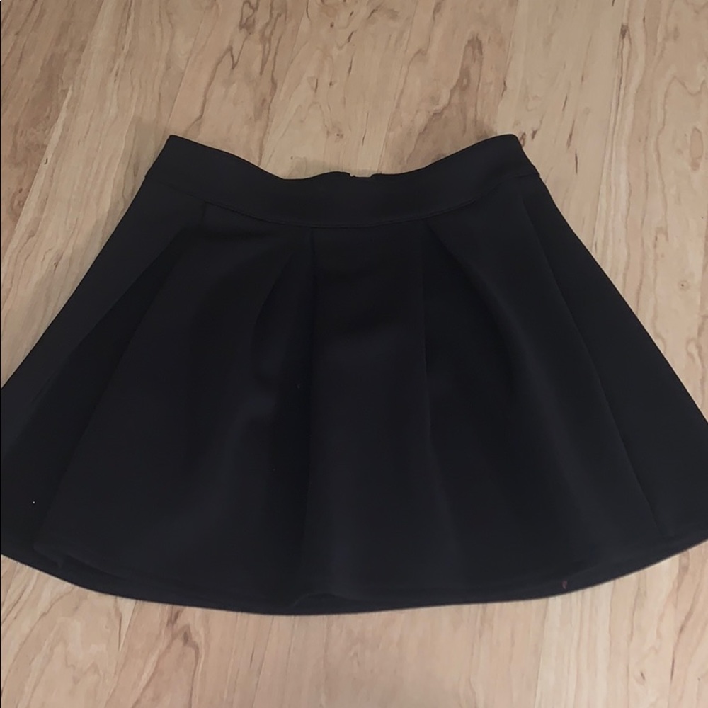 Bethany Mota -black skirt
